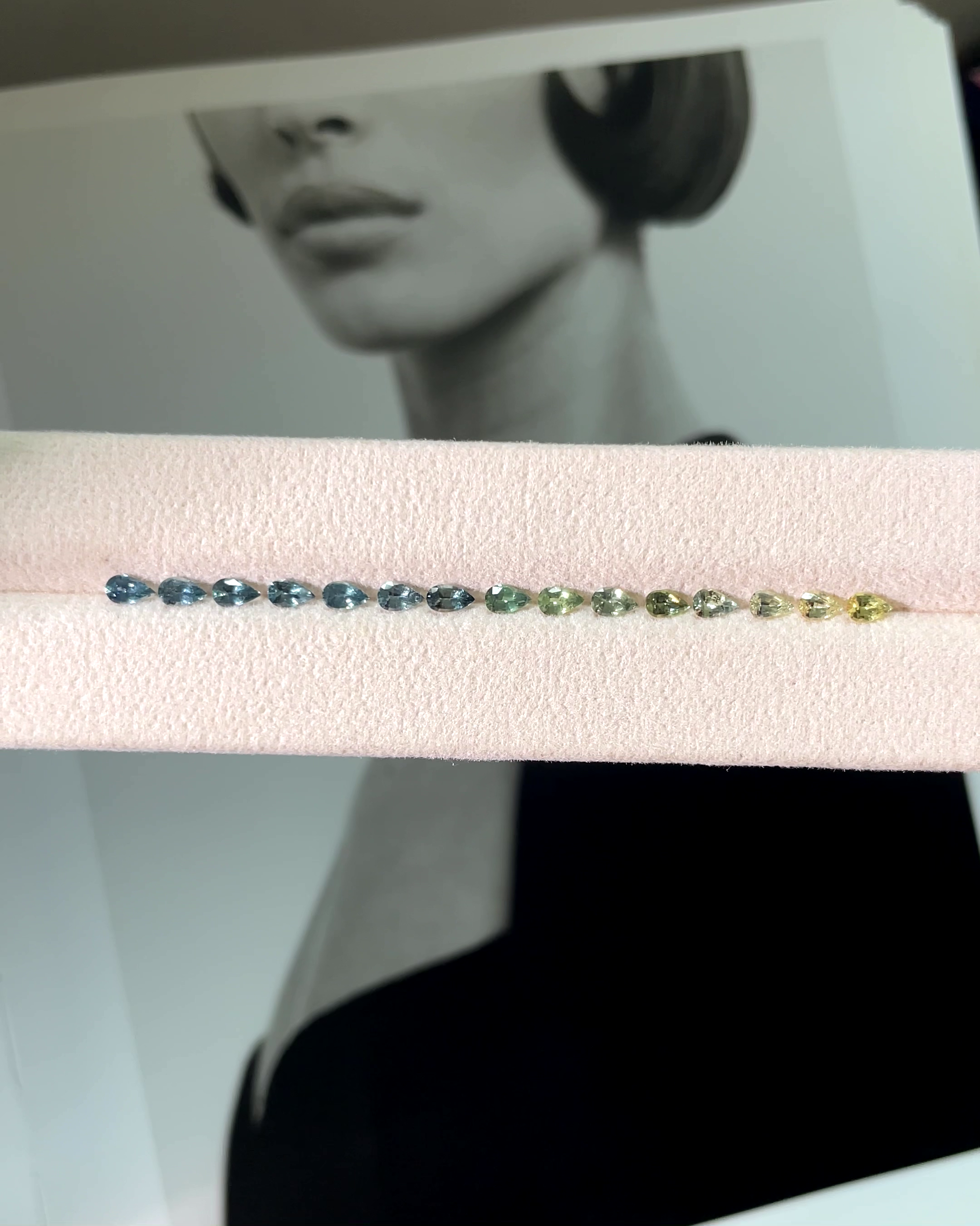 3.01 ct Teal Sapphire Gradient from Madagascar 🇲🇬