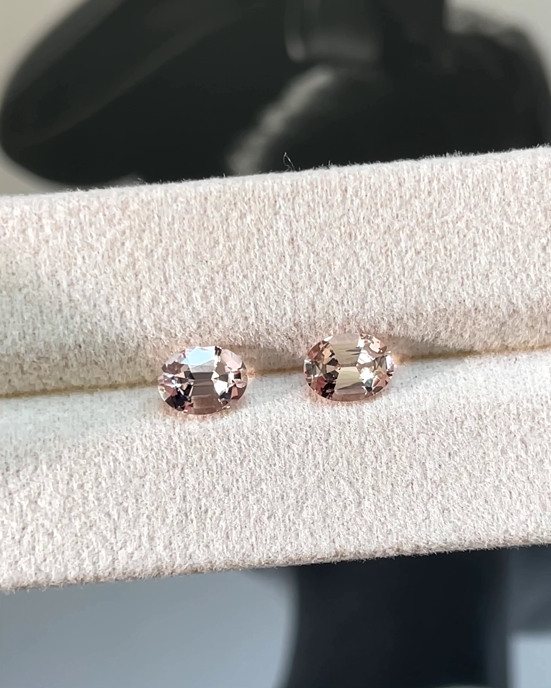 1.63 ct Peach Morganite Pair from Nigeria 🇳🇬